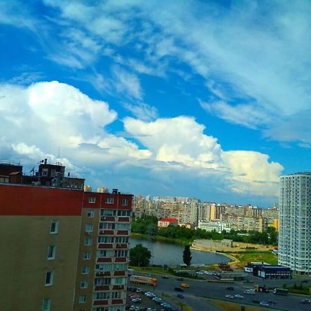 Уютная Квартира Метро Харьковская 3 Мин, Паспорт-Сервис, Аэропорт Борисполь Kiev Luaran gambar