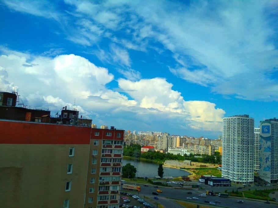 Уютная Квартира Метро Харьковская 3 Мин, Паспорт-Сервис, Аэропорт Борисполь Kiev Luaran gambar